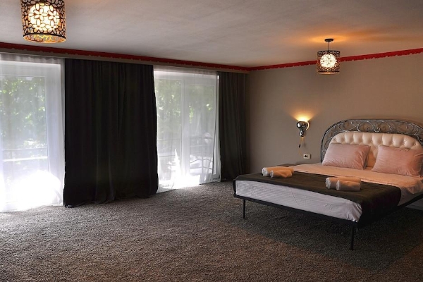 Art Hotel Claude Monet (Tbilisi)